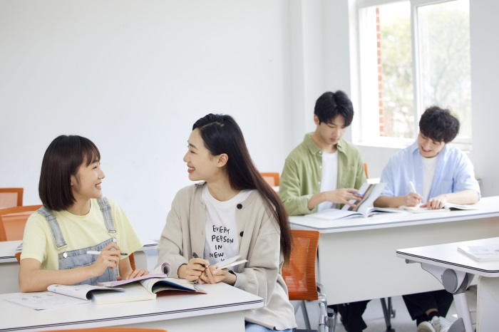 2024天津滨海新区初中七年级英语课外